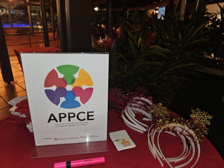Momentos del Christmas Night Party de APPCE 2024